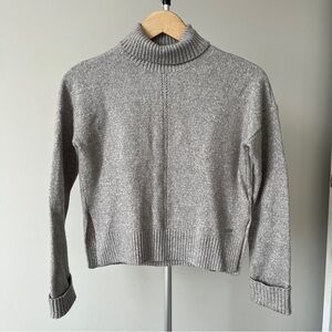LUHTA Turtleneck Sweater